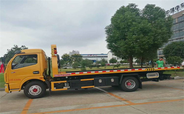 河南定远24小时拖车救援电话号码，定远道路救援公司怎么收费的
